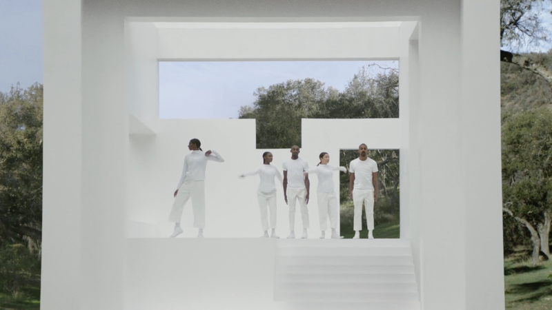 Illustration for article titled Solange's Latest Performance Art Project Explores Movement and Architecture
